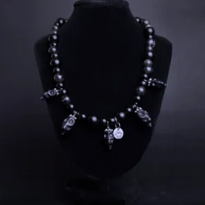 Collar Artesanal Crâne Noir